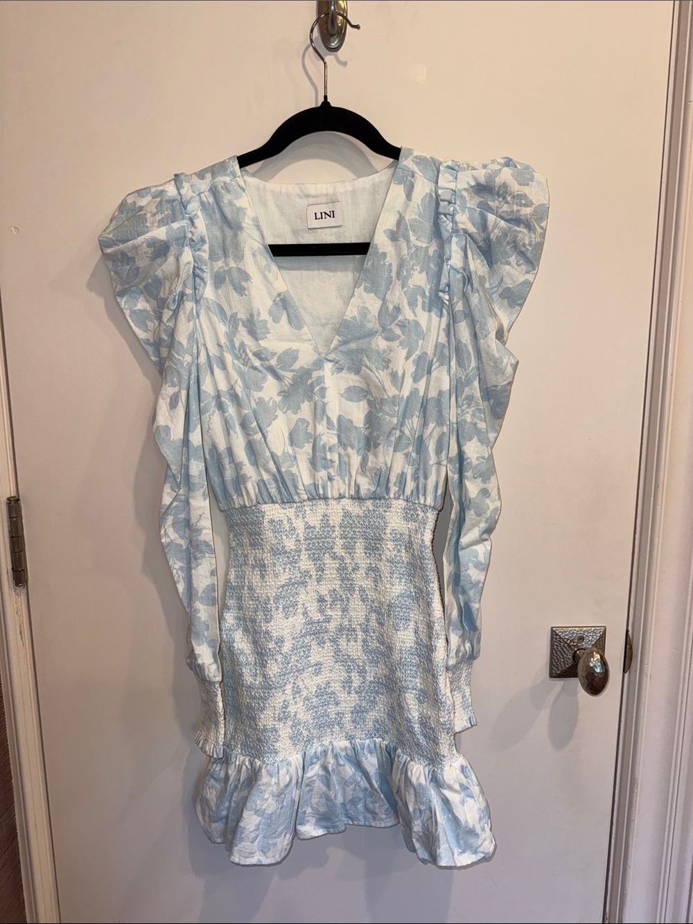 LINI Pale Blue Floral V-Neck Smocked Mini Dress XS